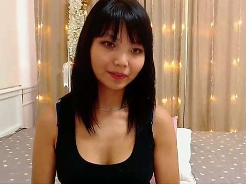 Emerald_gaze naked stripping on cam for live sex video chat