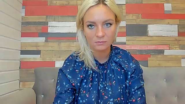 EmilyGreyyy naked stripping on cam for live sex video chat