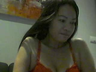 enjoy-thai-lady naked stripping on cam for live sex video chat