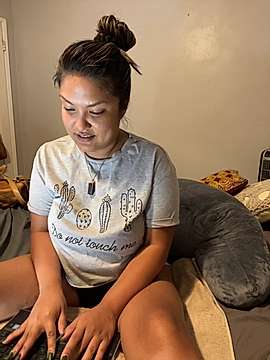 goddesskatx naked stripping on cam for live sex video chat