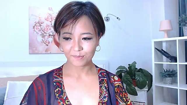 Izanami_Jun naked stripping on cam for live sex video chat