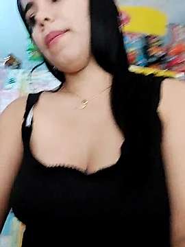 kendall_sweettx naked stripping on cam for live sex video chat