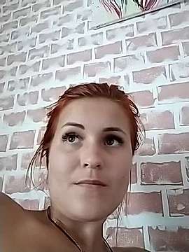 _Kira_fox_ naked stripping on cam for live sex video chat