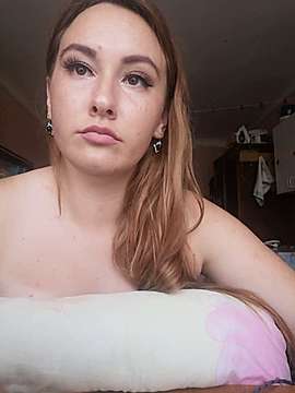 _kredenss_ naked stripping on cam for live sex video chat