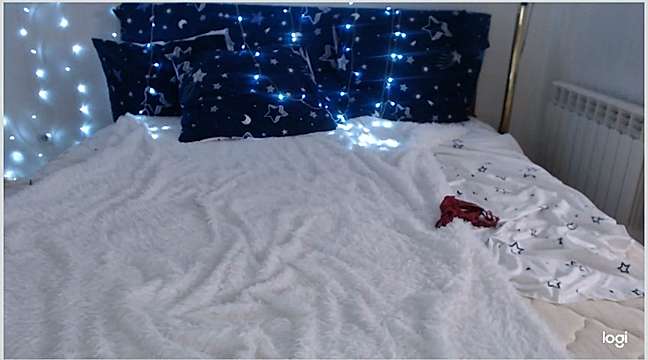 Lil_Bae_Akira naked stripping on cam for live sex video chat