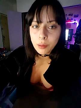 _lovingwarzone_ naked stripping on cam for live sex video chat