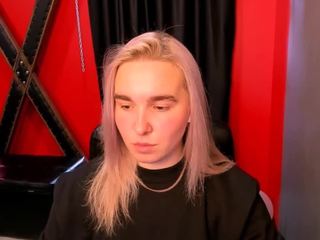 MiraOwen naked Live Sex Chat Room