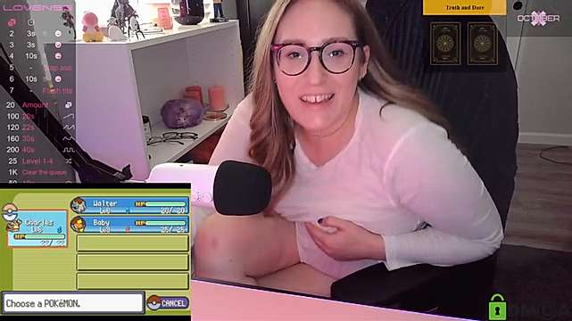 October_May naked stripping on cam for live sex video chat
