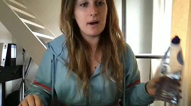 scarsenvy naked stripping on cam for live sex video chat