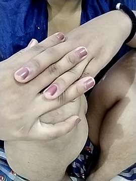 Sexy-Sonia naked stripping on cam for live sex video chat