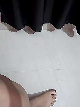 ShaliniKhan186 naked stripping on cam for live sex video chat