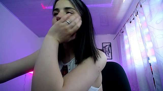 sweetgold_ naked stripping on cam for live sex video chat