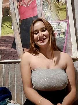 taizaa naked stripping on cam for live sex video chat