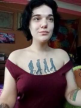 VicksSoulmate naked stripping on cam for live sex video chat