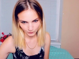Zimkifa naked Live Sex Chat Room
