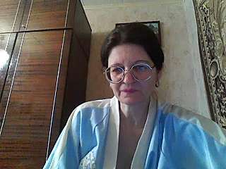 Anna__zet naked stripping on cam for live sex video chat