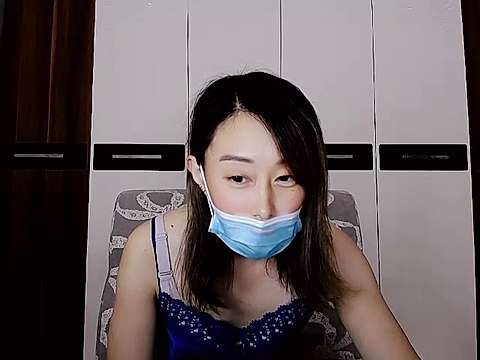 HappyKitty_ naked stripping on cam for live sex video chat