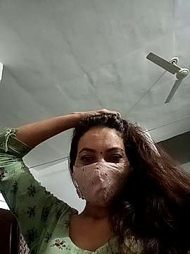 Hot_rubi naked stripping on cam for live sex video chat