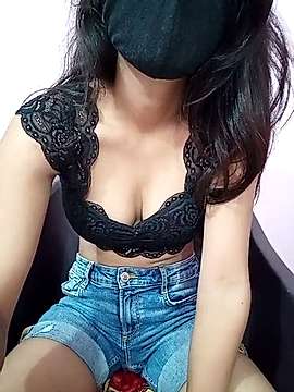 laxmi-24 naked stripping on cam for live sex video chat