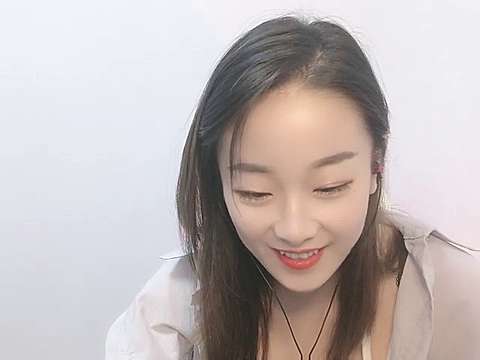 SisterHuang naked stripping on cam for live sex video chat