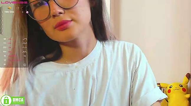 sweetie_k naked stripping on cam for live sex video chat