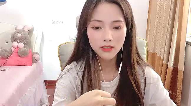 XiaoXue– naked stripping on cam for live sex video chat