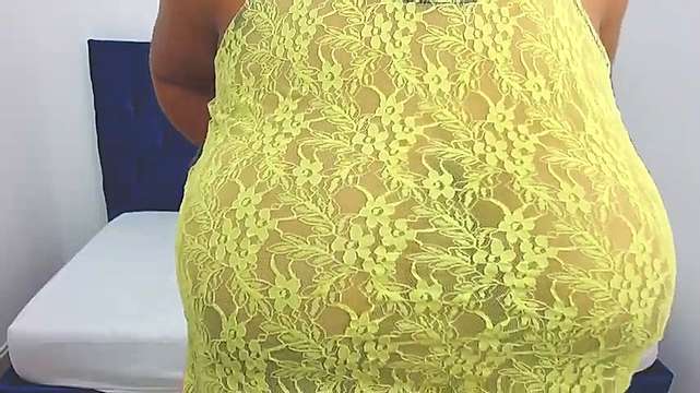 Yera-Brown naked stripping on cam for live sex video chat