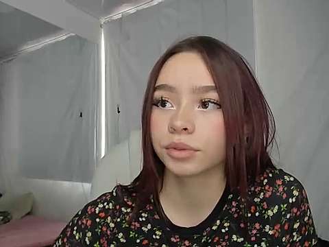 zaya_johnson naked stripping on cam for live sex video chat