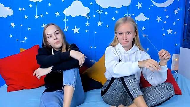 AmmyNiki naked stripping on cam for live sex video chat
