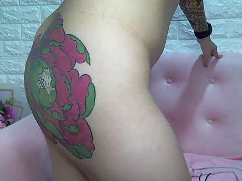 apple1199 naked stripping on cam for live sex video chat