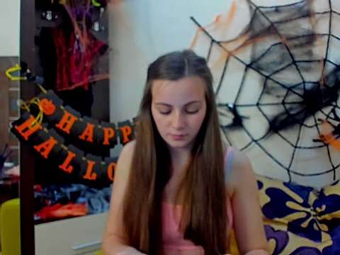 Candallia naked stripping on cam for live sex video chat