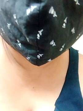 Divya_Rani naked stripping on cam for live sex video chat