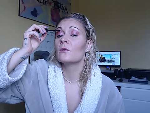 HollyTattoo naked stripping on cam for live sex video chat