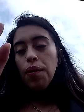 individua_30 naked stripping on cam for live sex video chat