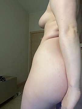 JenWoood naked stripping on cam for live sex video chat
