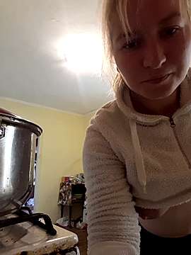 Ksenia08 naked stripping on cam for live sex video chat