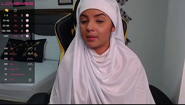 miss_chanel_x naked stripping on cam for live sex video chat
