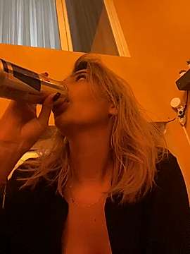 PiratesOfTheCaribbean naked stripping on cam for live sex video chat