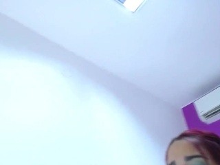 red-velvett-dessert naked Live Sex Chat Room
