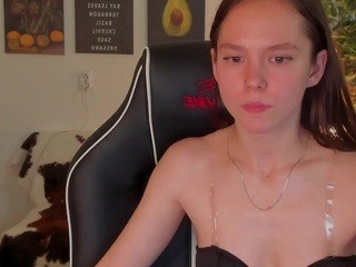 showroom naked Live Sex Chat Room