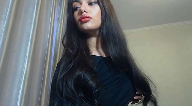 Sweet_Khalifa naked stripping on cam for live sex video chat