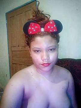 Thomas_Rayssa naked stripping on cam for live sex video chat
