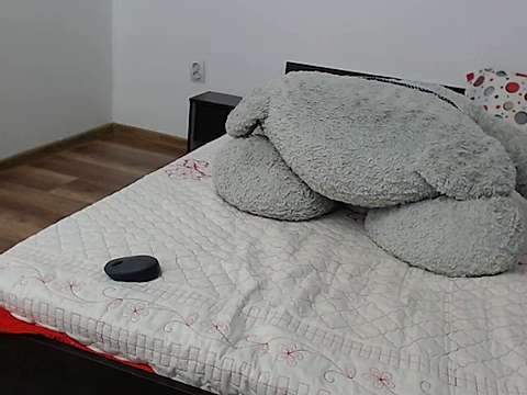 angel_tifanny naked stripping on cam for live sex video chat