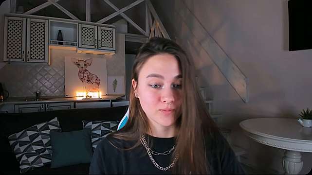 BonnyBanks naked stripping on cam for live sex video chat
