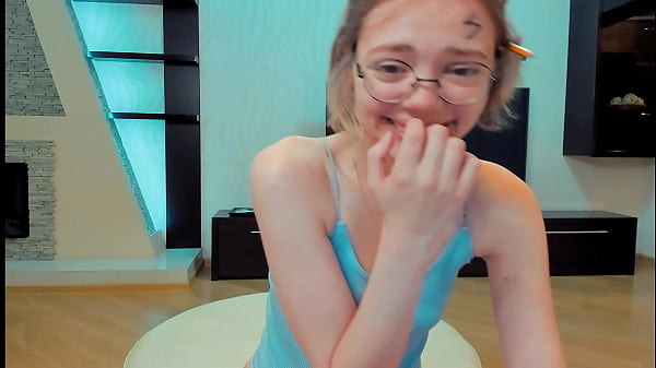 Come Cute Little Teen Masturbating….