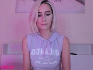Esme-Riley naked Live Sex Chat Room