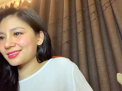 Fiona789 naked stripping on cam for live sex video chat