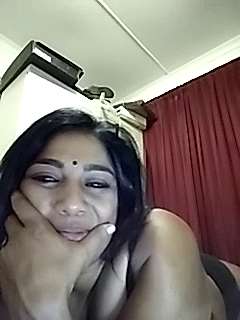 kandi2 naked stripping on cam for live sex video chat