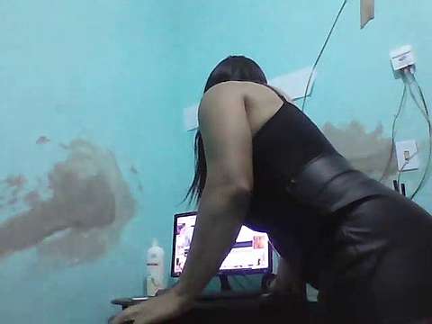 karlafelisha naked stripping on cam for live sex video chat