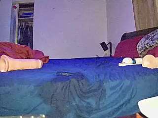lilbunni1216 naked stripping on cam for live sex video chat